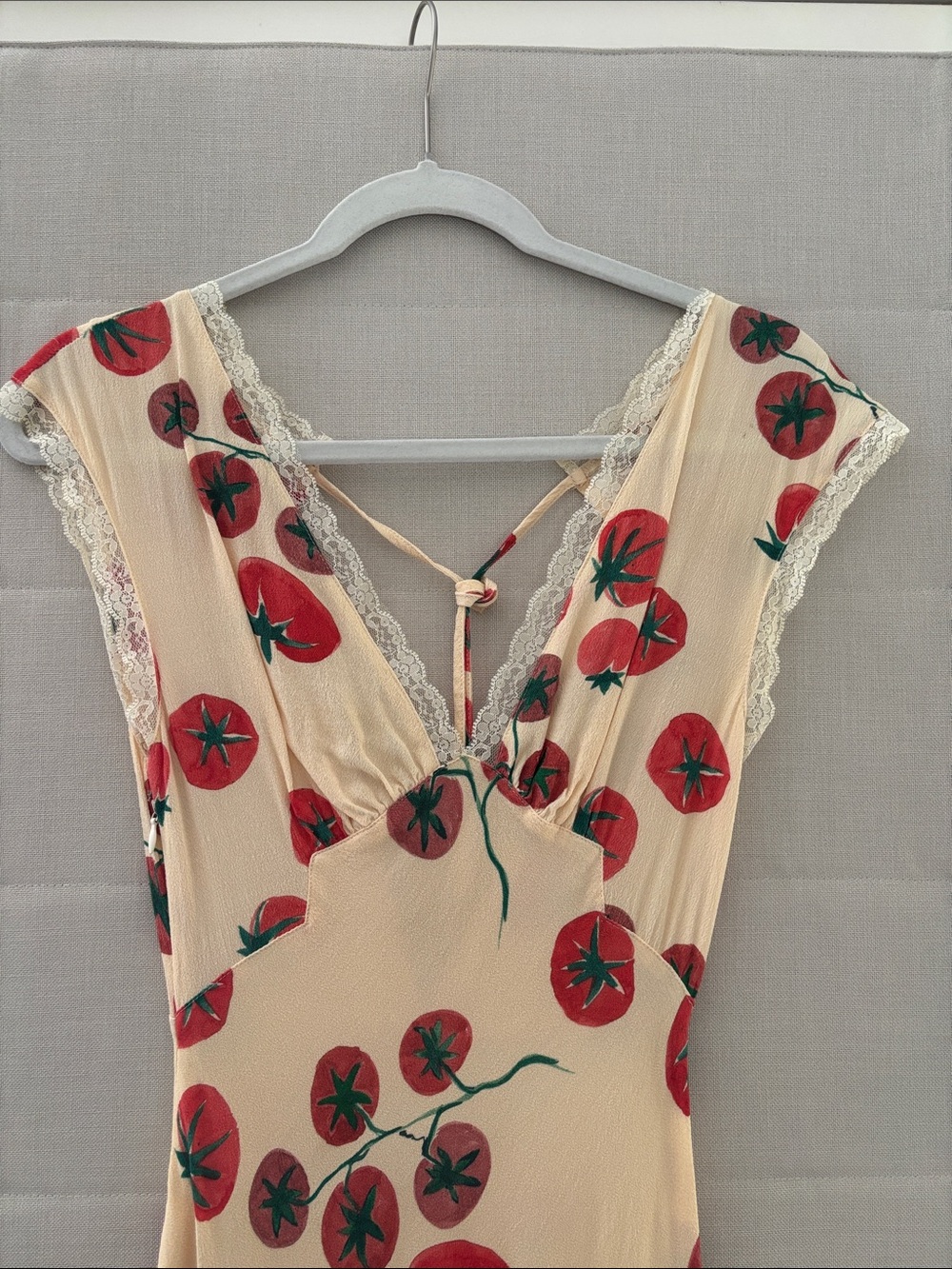 VRG GRL Tomato-Print Slip Dress - Picture 2 of 7